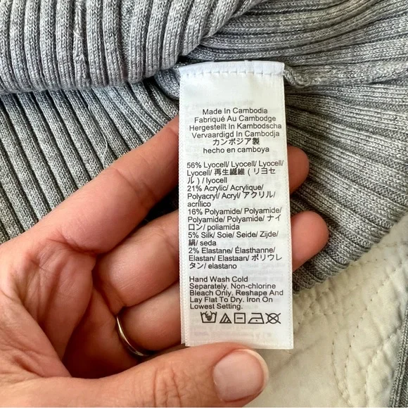 NWT J. Crew V-Neck Cardigan - Picture 8 of 9